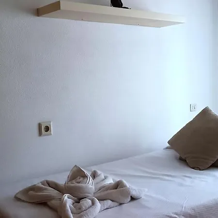Playa Del Arbeyal Appartement Gijón